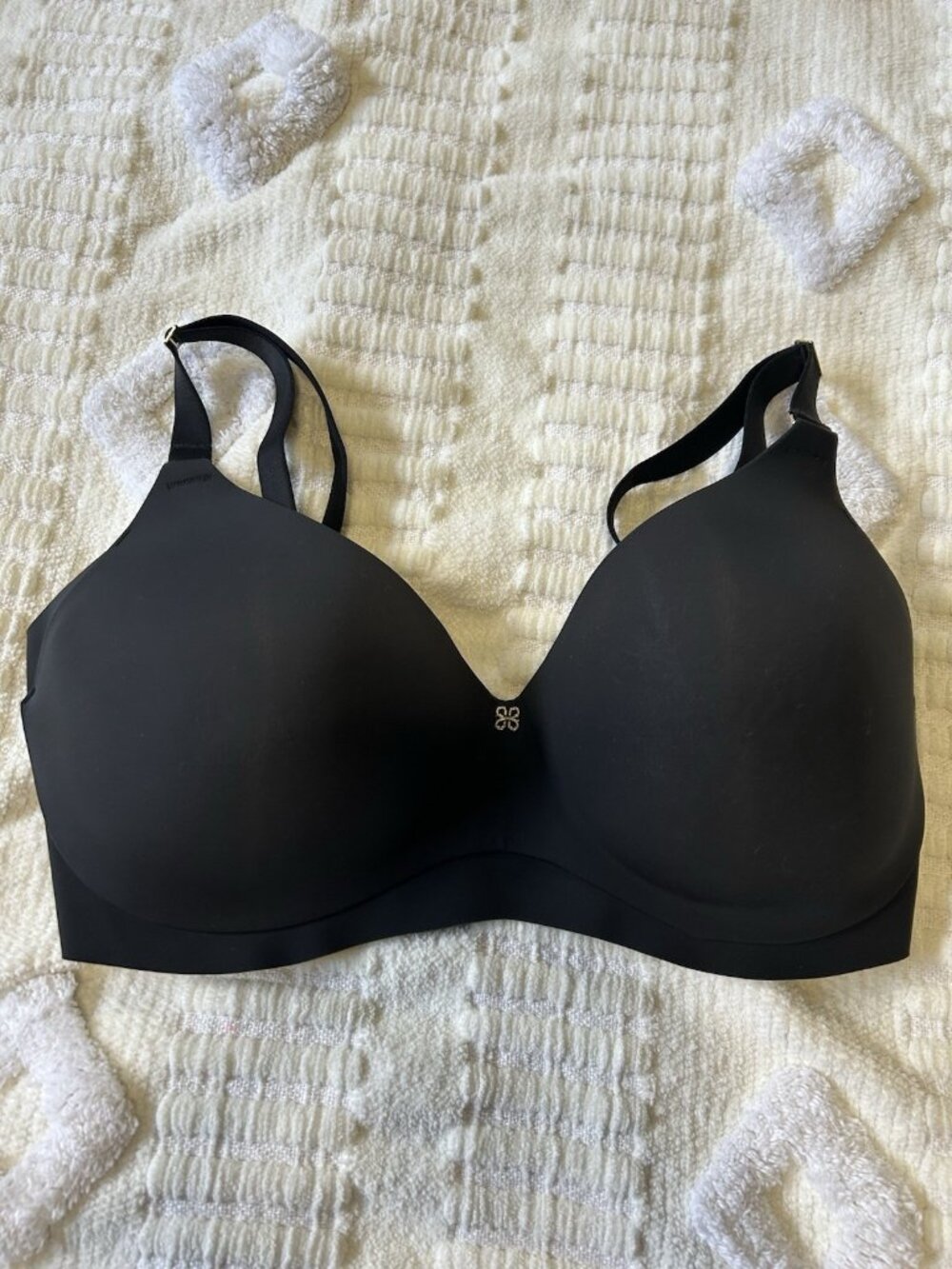 Honeylove Cloud Embrace Wireless Back Smoothing Lift T Shirt Bra 34DDD Black